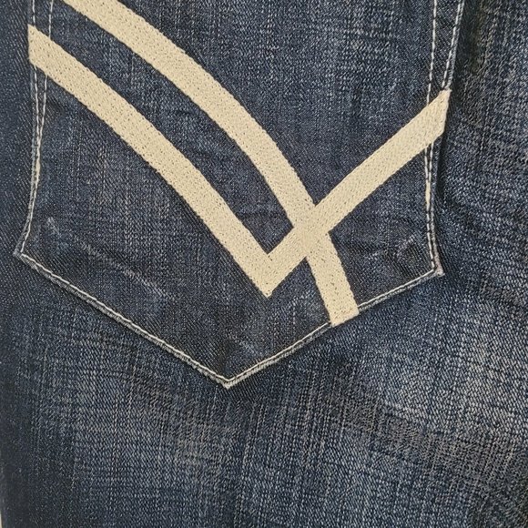 JEANS - Picture 6 of 8